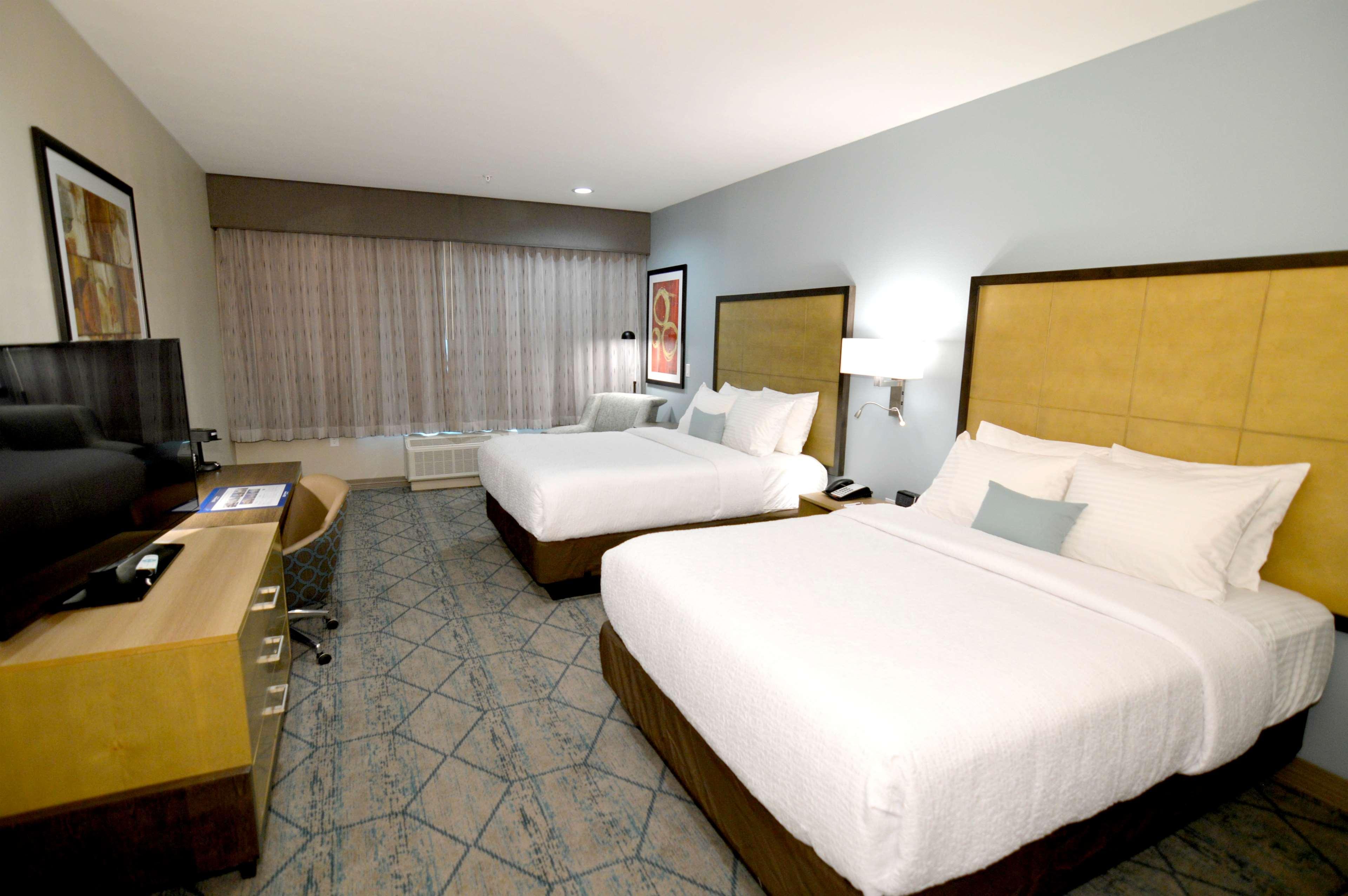Best Western Plus Pleasanton Hotel Exterior foto